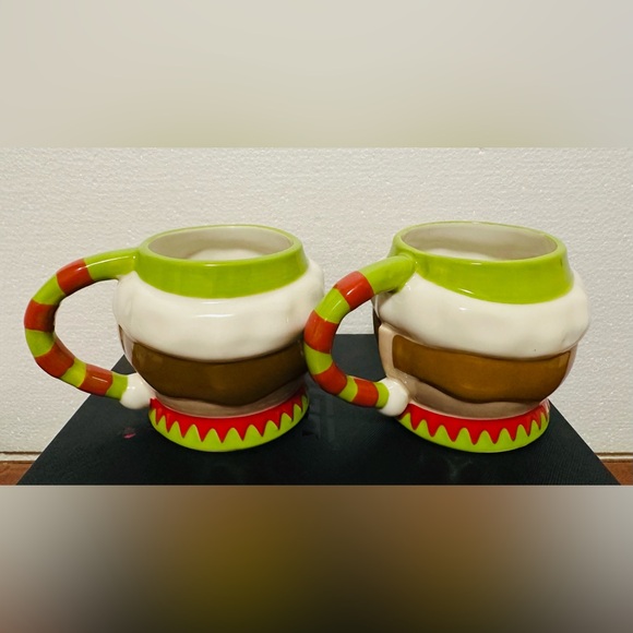 Set Of 2 Target Threshold Elf 3D
Face Christmas Holiday
HotChocolate Mugs. - Picture 3 of 8